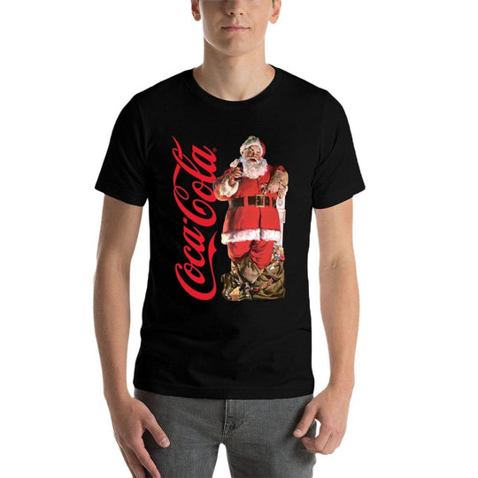 Coca-Cola - Vintage Santa With Presents  Rolled Sleeves T-Shirt