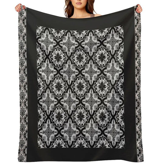 Blue And White Ceramic Tiles Pattern Machine-washable Throw Blanket