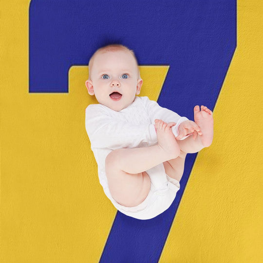 Ronaldo 7 Al-Nassr Football Club - نادي النصر السعودي Comfort Throw Blanket