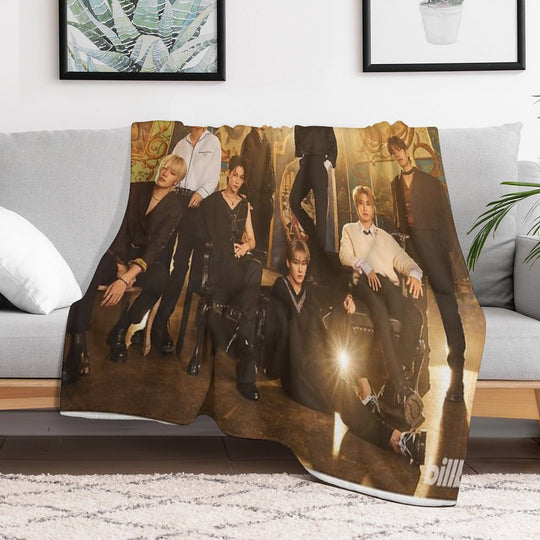STRAY KIDS Quick-dry Throw Blanket