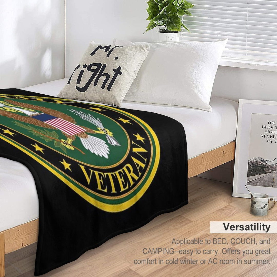 Army - US Army Veteran Machine-washable Throw Blanket