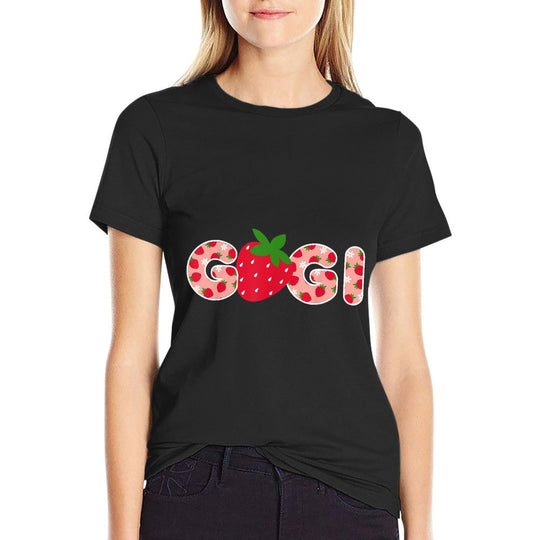Gigi Strawberry First Birthday Funny Strawberry  Heathered Texture T-Shirt