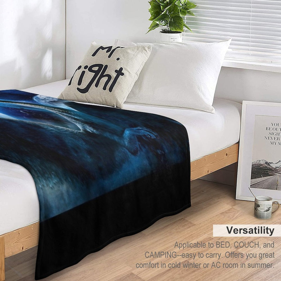 Saphira Compact Throw Blanket