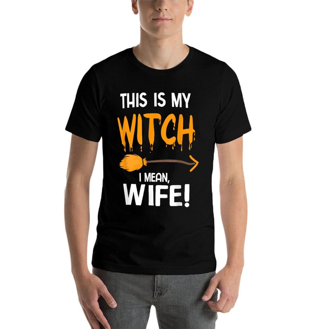 I´m With The Witch  Couples Costume Halloween  Ribbed Collar T-Shirt