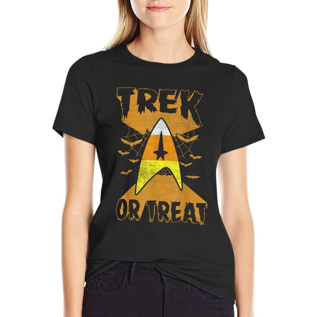 Star Trek Candy Corn Trek Or Treat Halloween  Versatile T-Shirt