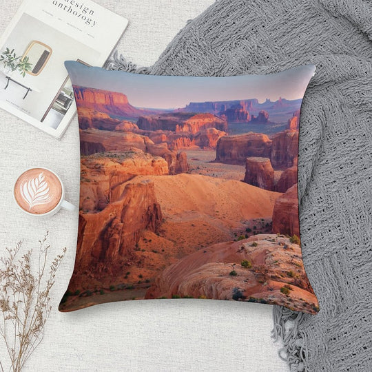 Hunt's Mesa Soft Anti-Pilling Throw Pillow