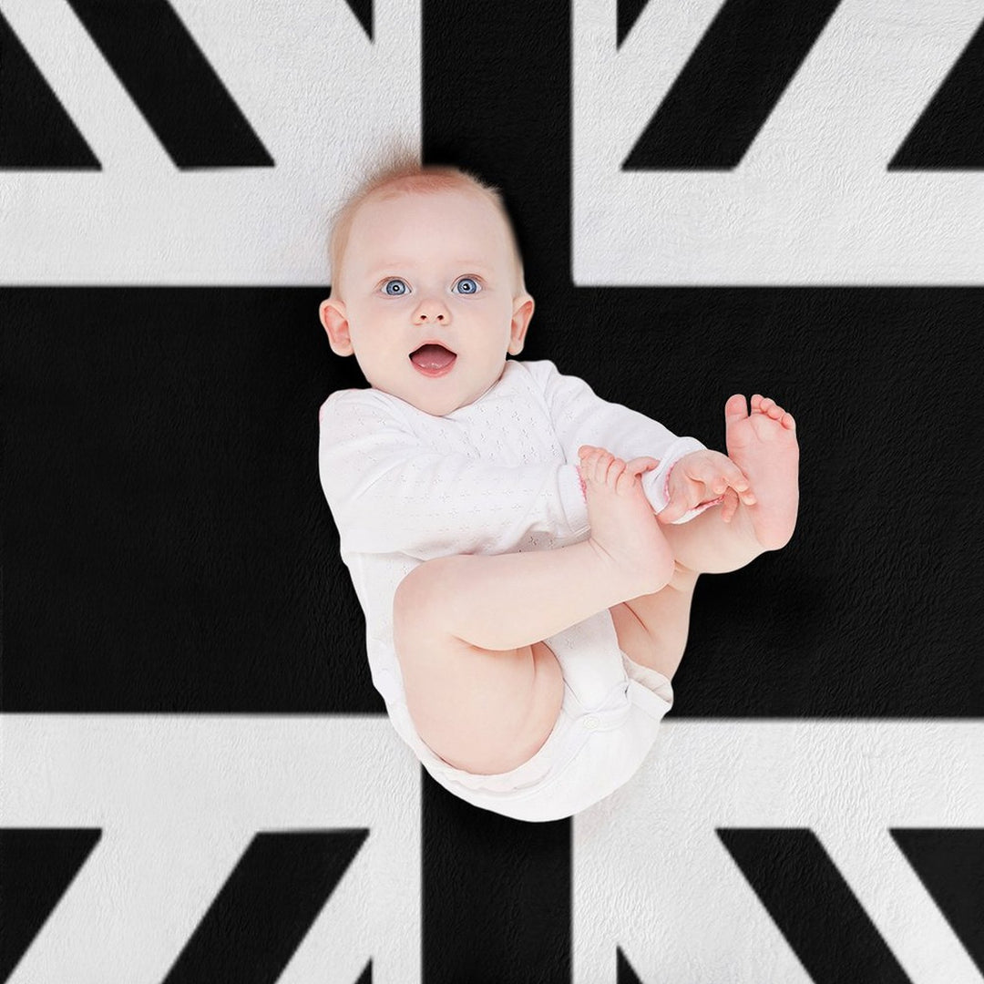 Newcastle United Black & White Union Jack Flag Gift-ready Throw Blanket