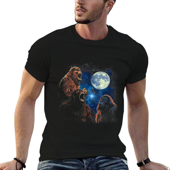 Three Bigfoot Howling At The Moon  Sasquatch Starry Night  Classic T-Shirt
