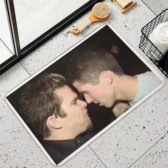 Sugar Gay  Repositionable Bath Mat