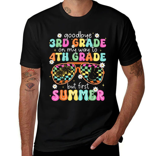 Goodbye 3rd Grade On My Way to 4th Grade Last Day Of School  Oversized Silhouette T-Shirt