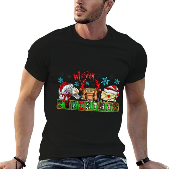 Merry Post Christmas Postal Worker Post Office Santa Hat  Easy-care T-Shirt