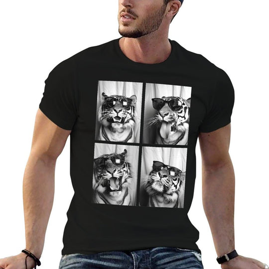 Cute Tigers with Sunglasses Cool Feline Animals Photo Booth  Slim-fit Cut T-Shirt