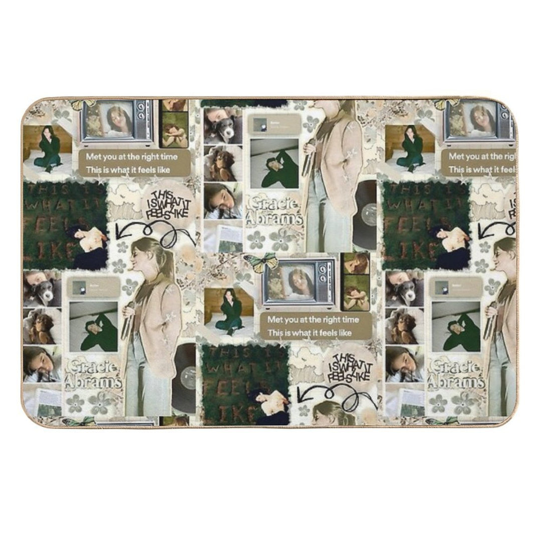 This Is What It Feels Like - Gracie Abrams Print  Multi-Purpose Bath Mat