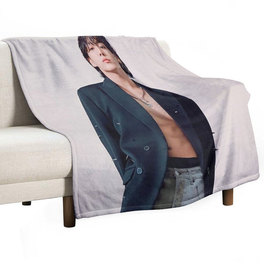 Bts Jungkook Machine-washable Throw Blanket