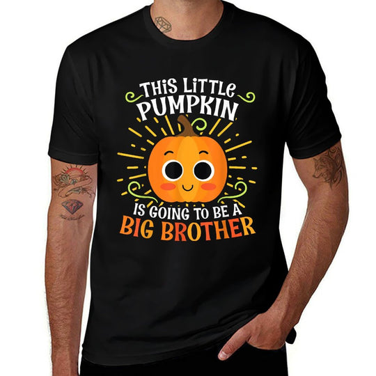 Big Brother Cute Thanksgiving Pumpkin Pregnancy Announcement  Vintage-inspired T-Shirt