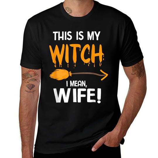 I´m With The Witch  Couples Costume Halloween  Ribbed Collar T-Shirt