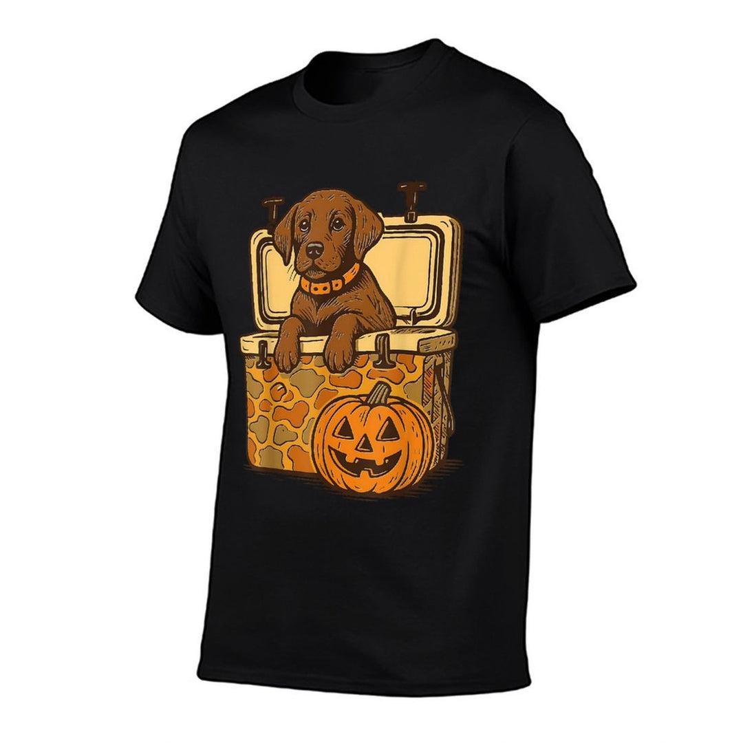 Brown Lab in Camo Cooler Pumpkin Hunting Dog Halloween  Lightweight T-Shirt