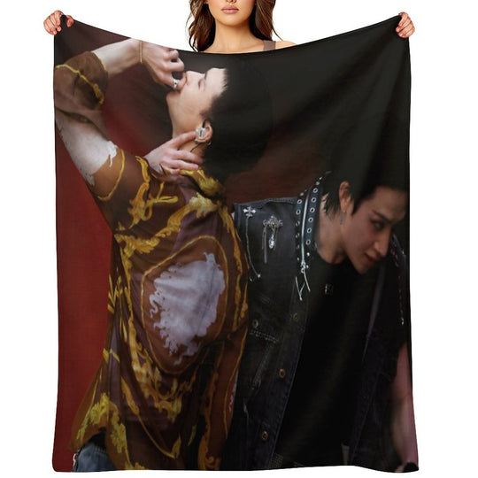 Chan And Hyunjin- Escape Machine-washable Throw Blanket