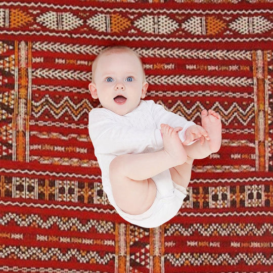 Red Vintage Moroccan Pattern Premium Throw Blanket
