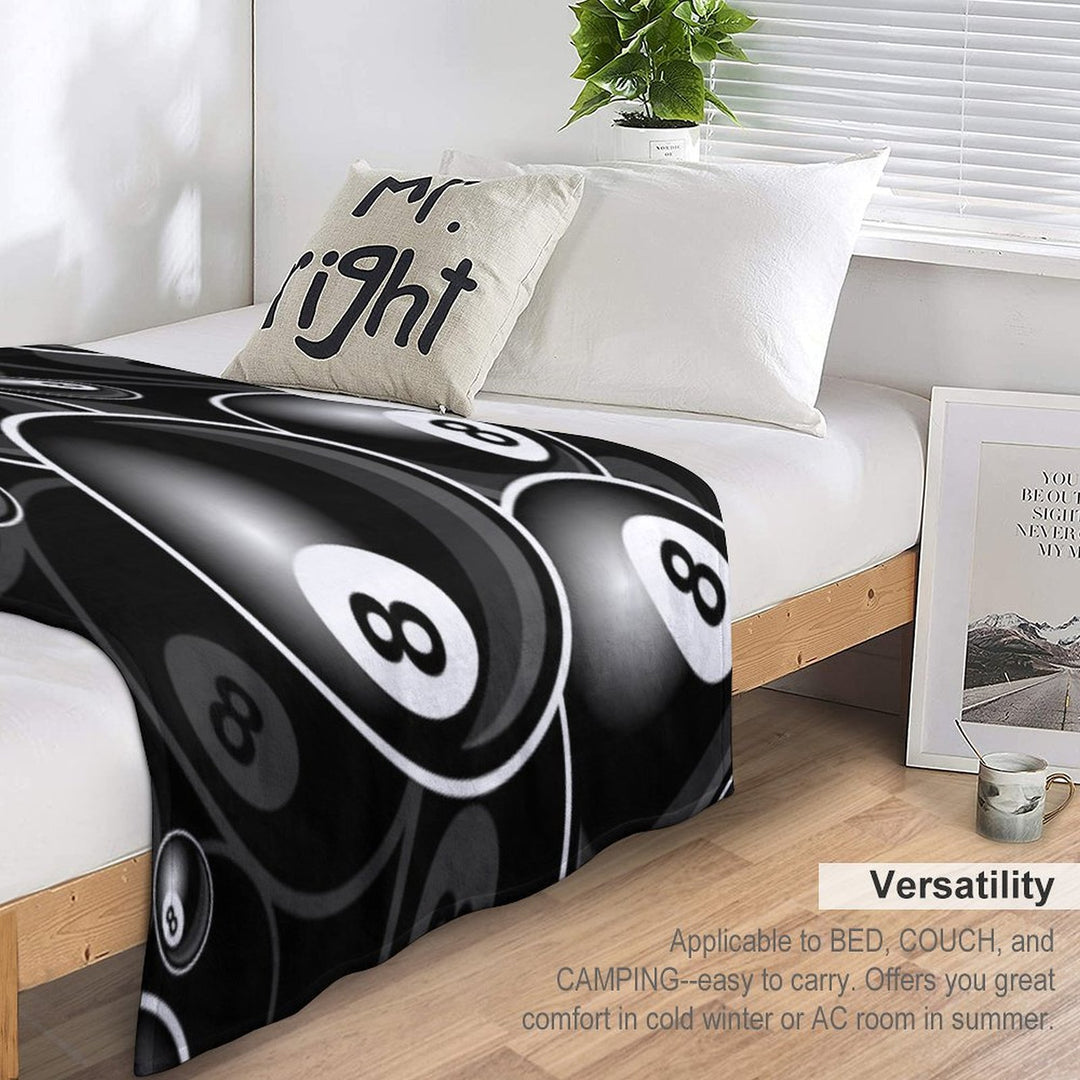 Billiards Black 8 Ball 8-Ball Black And White Durable Throw Blanket