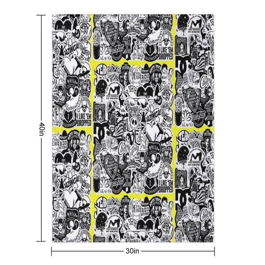 Horror Pictures Collage 7. Compact Throw Blanket