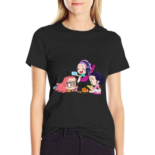 KPop Demon Hunters Chibi Huntrx Chillin At Home  Durable T-Shirt