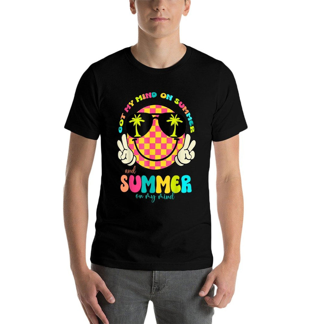Groovy Happy Face Summer Vibes Got My Mind On Summer Teacher  Tagless Design T-Shirt
