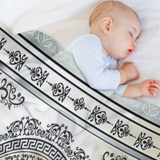 Ornate Greek Key Meander Green And Cream Medallion Machine-washable Throw Blanket