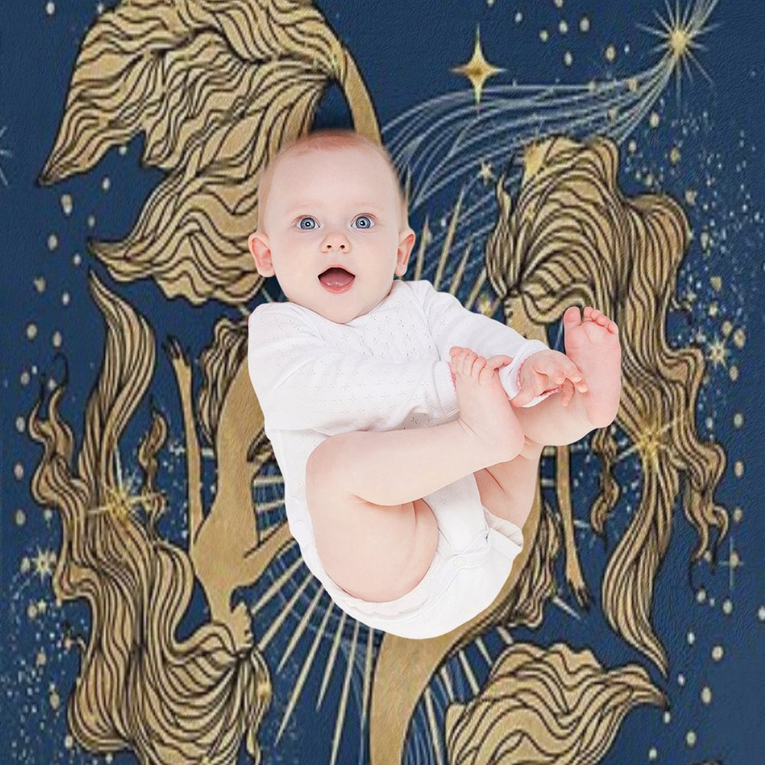 Pisces Zodiac Woman Lightweight Throw Blanket