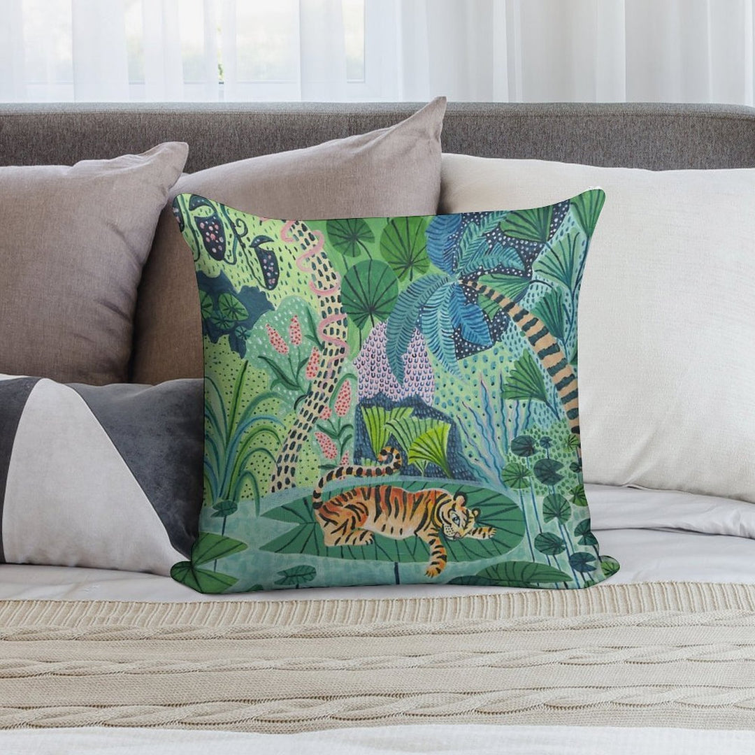 Jungle Tiger Soft Fade-Resistant Throw Pillow