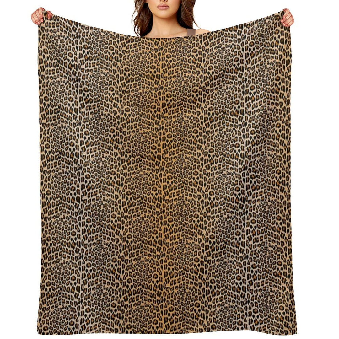 Trendy Leopard Print Aesthetic – Wild Animal Pattern Design Gift-ready Throw Blanket