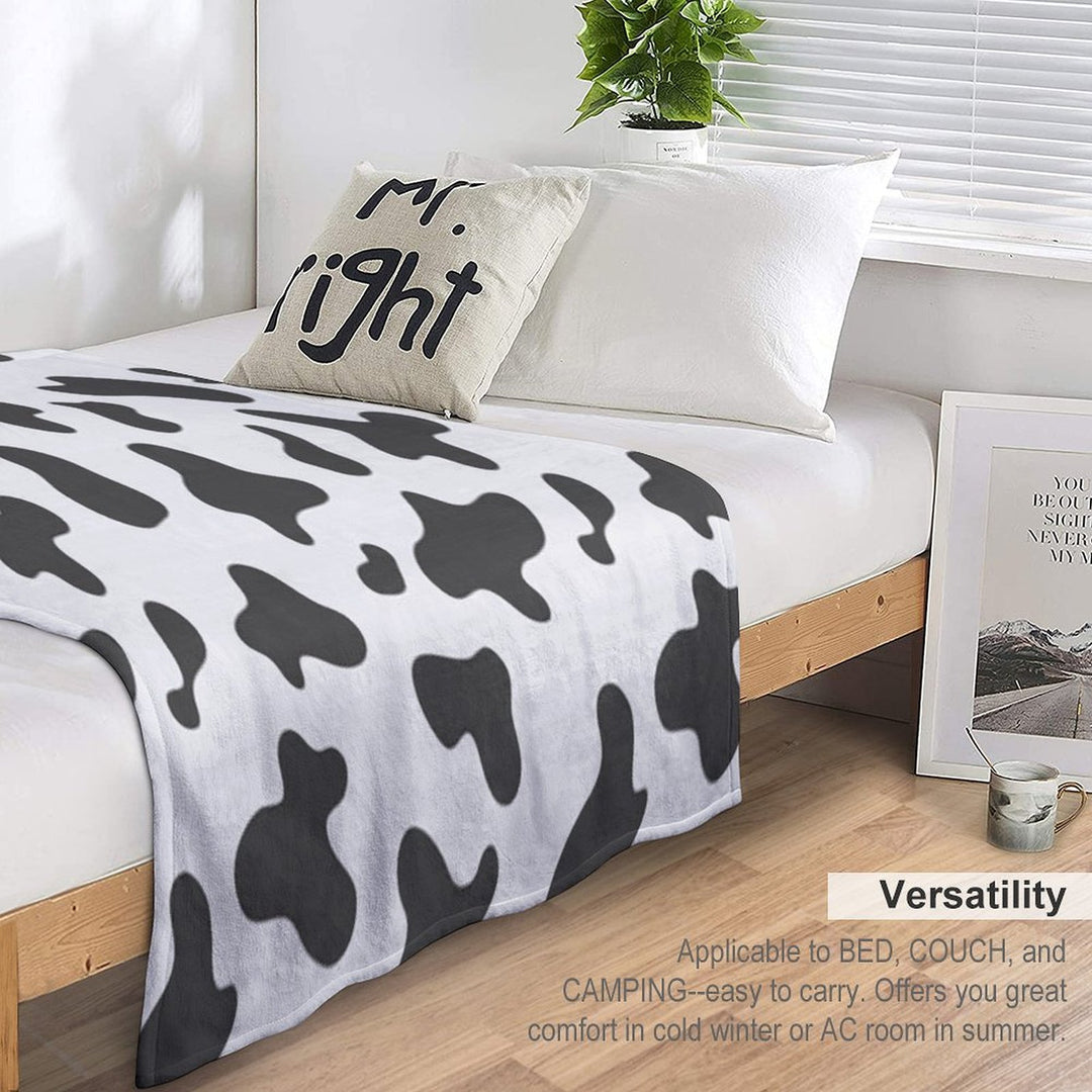 Kawaii Cow Shrink-resistant Throw Blanket