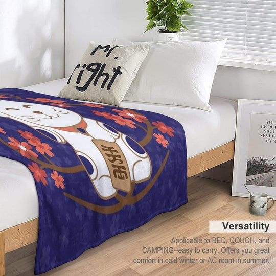 Maneki-neko Cat with Good Luck Kanji Comfort Throw Blanket