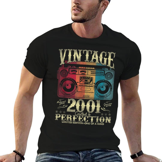 Vintage 2001 Limited Edition 2001 21 Years Old 21st Birthday  Versatile T-Shirt